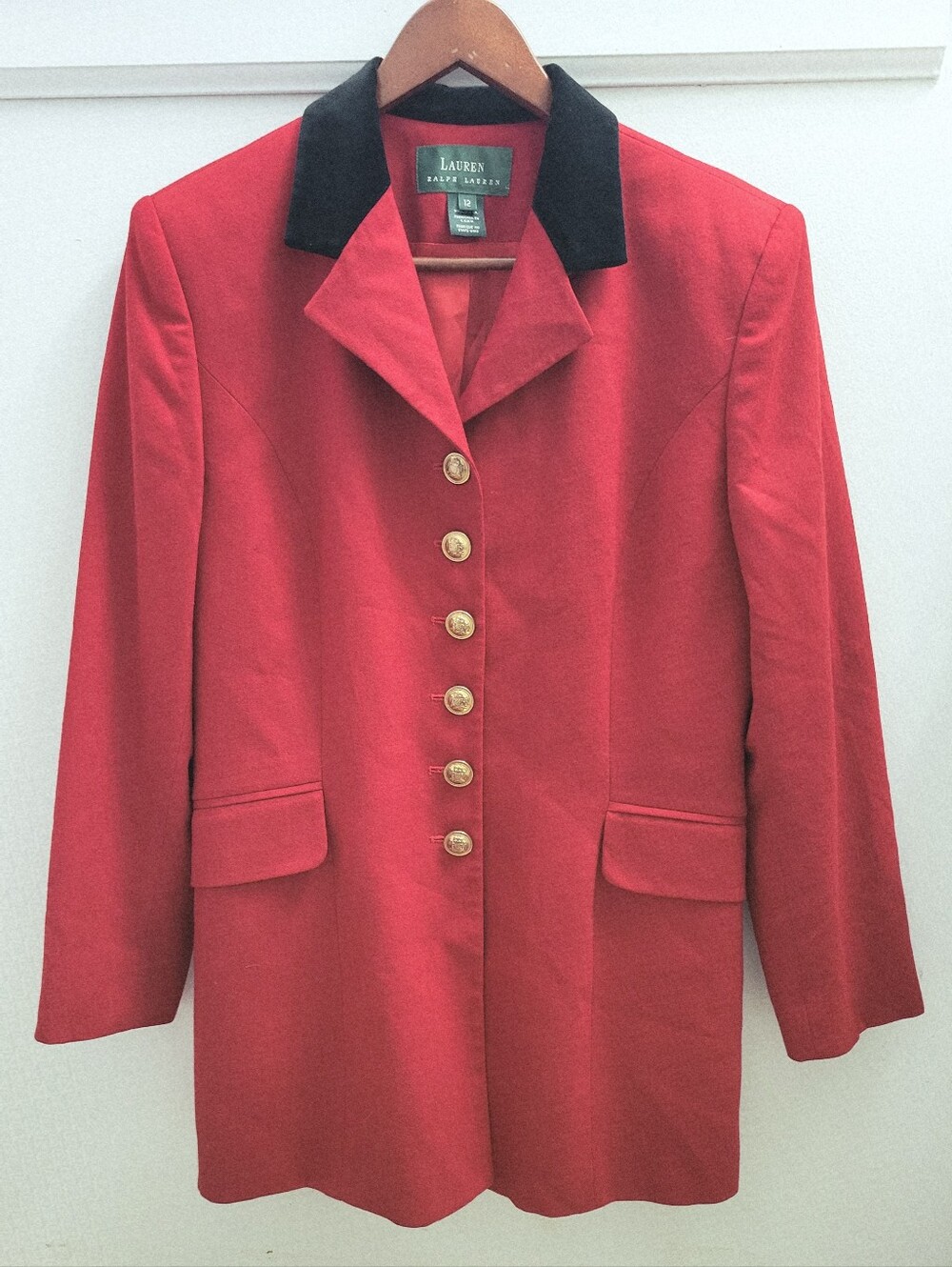 Lauren Ralph Lauren Red Wool Blazer with Black Velvet Collar Size 12 - Vintage